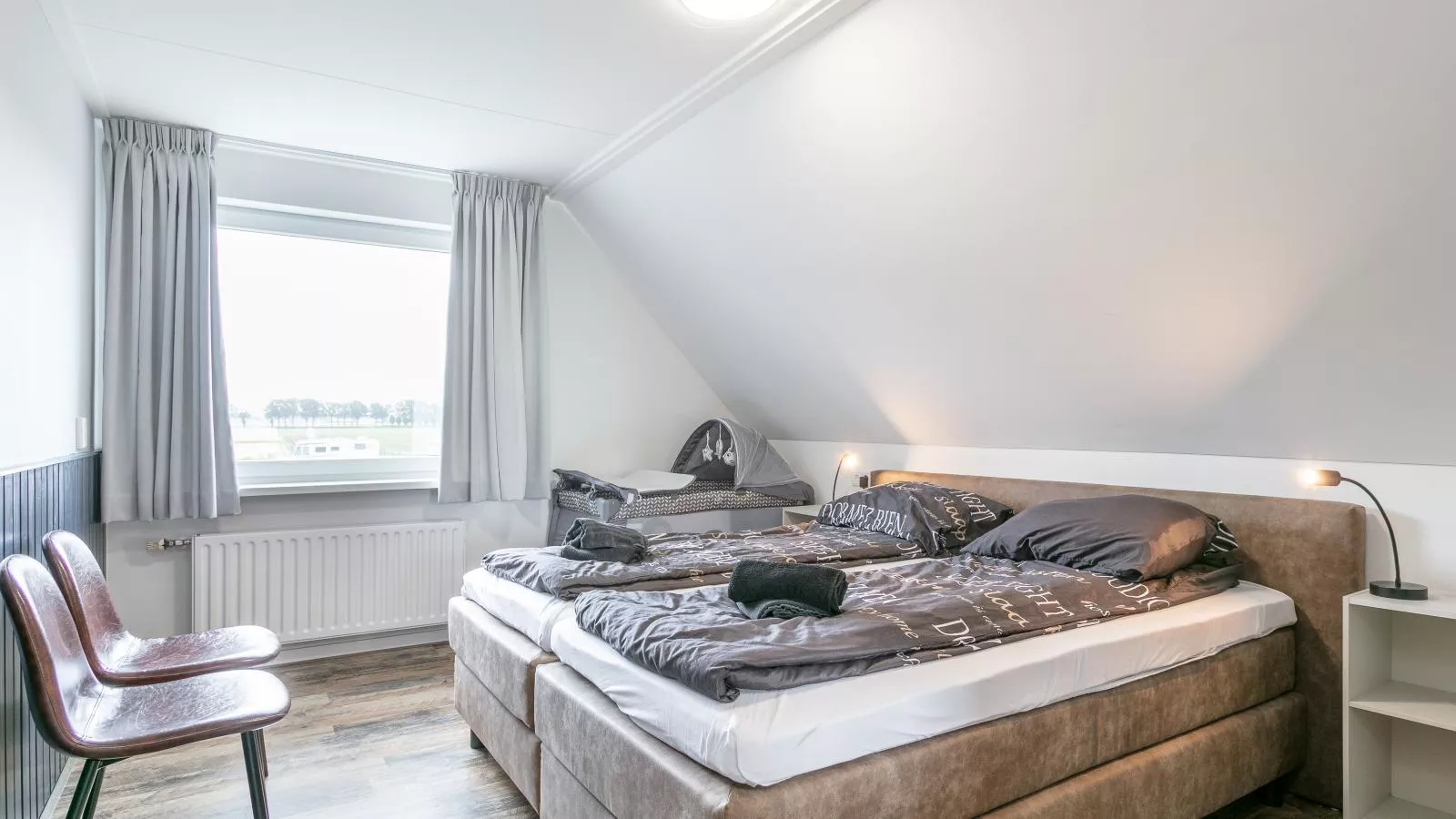 Bij de Buren-Bedroom