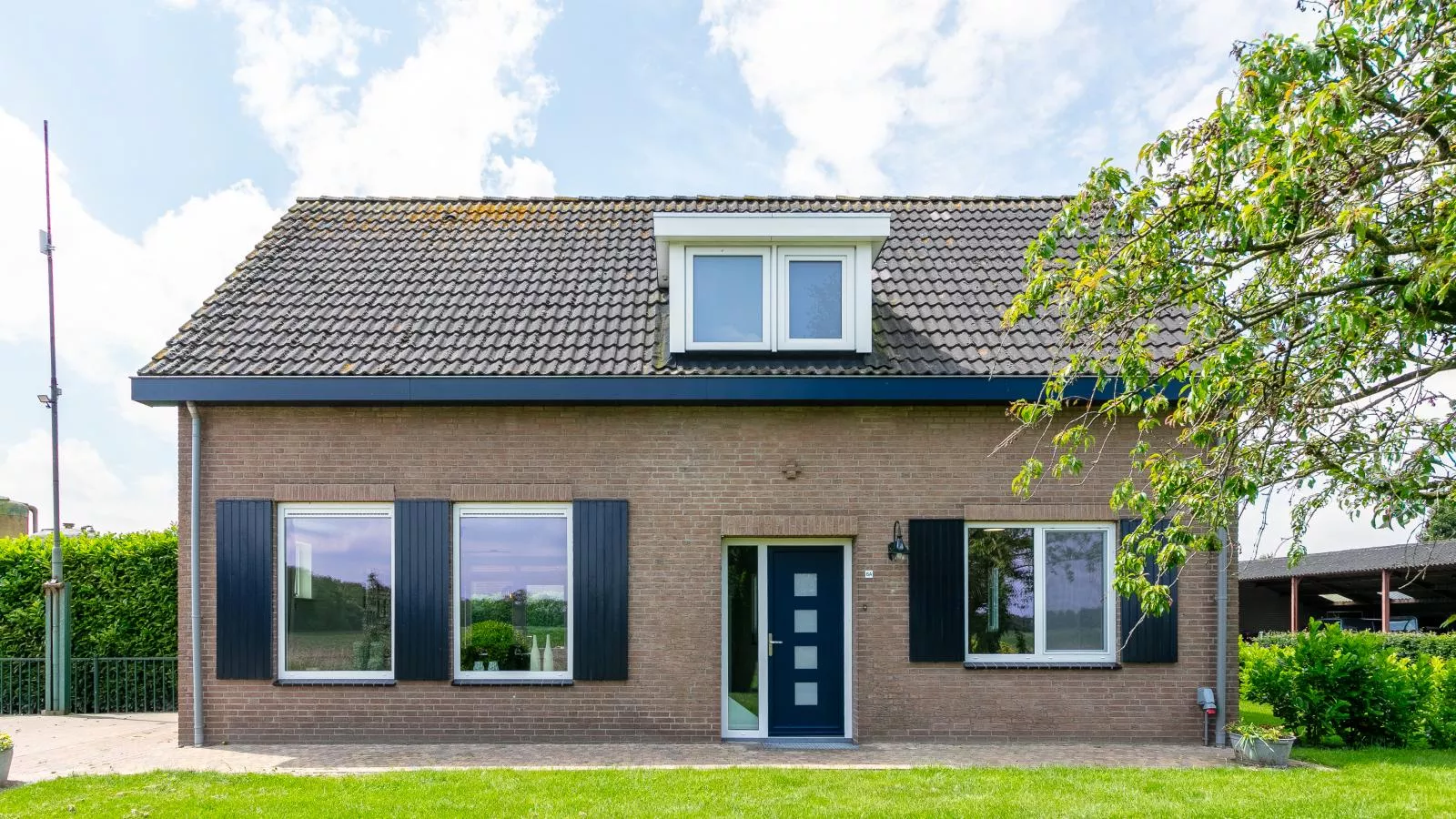 Bij de Buren-Exterior summer