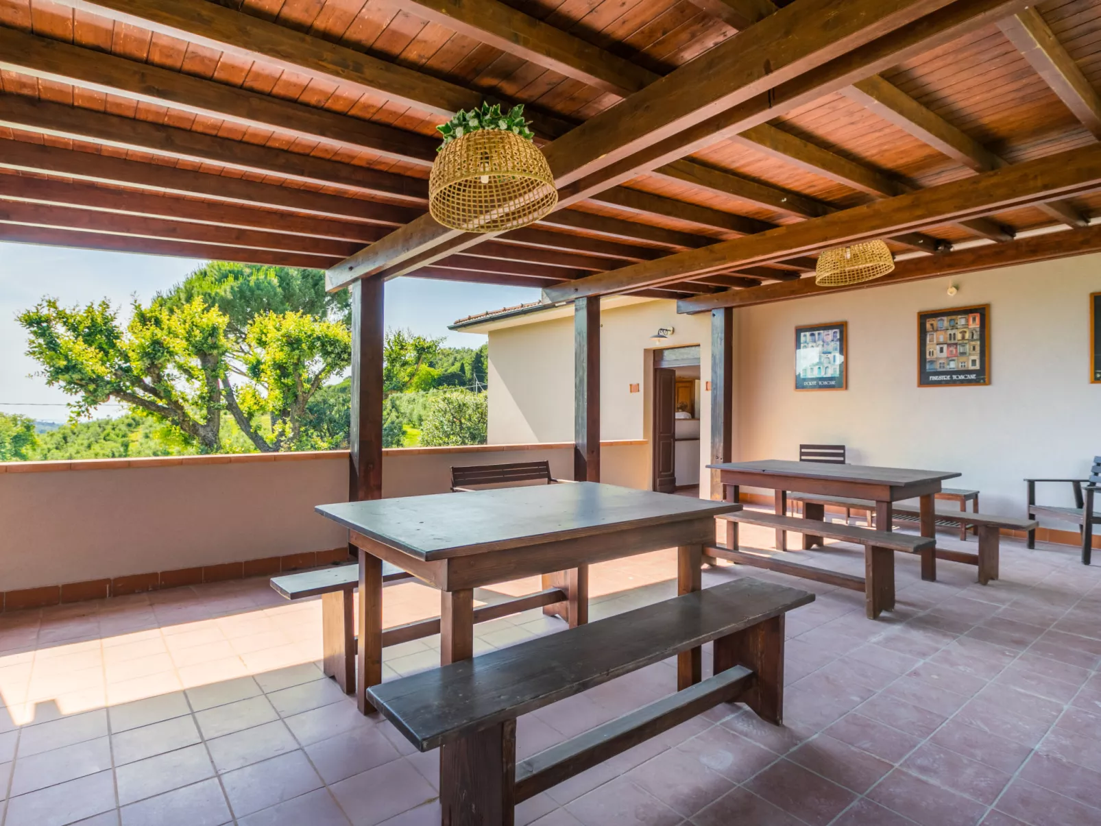 Casalvecchio-Inside