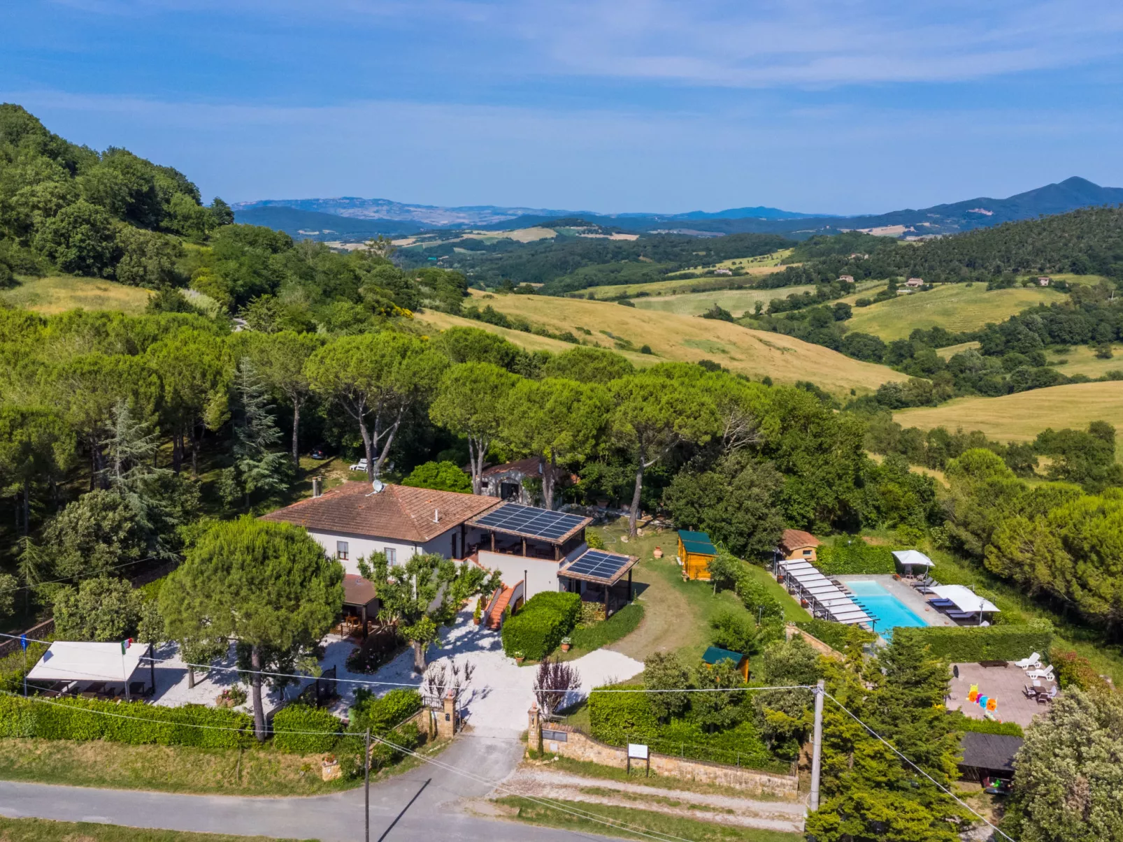 Casalvecchio-Outside