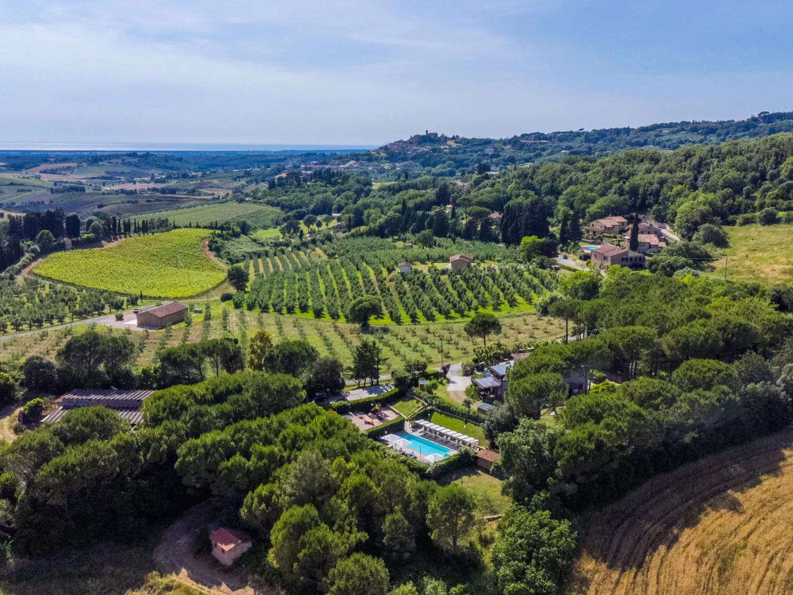 Casalvecchio-Outside