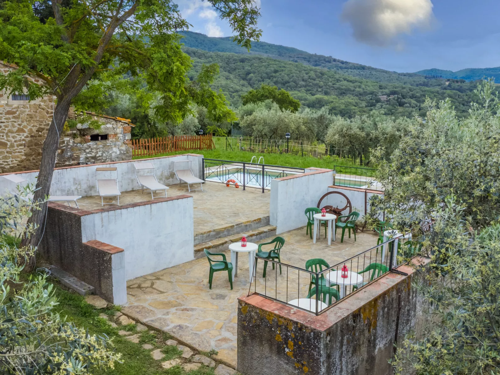 Antico Frantoio-Outside