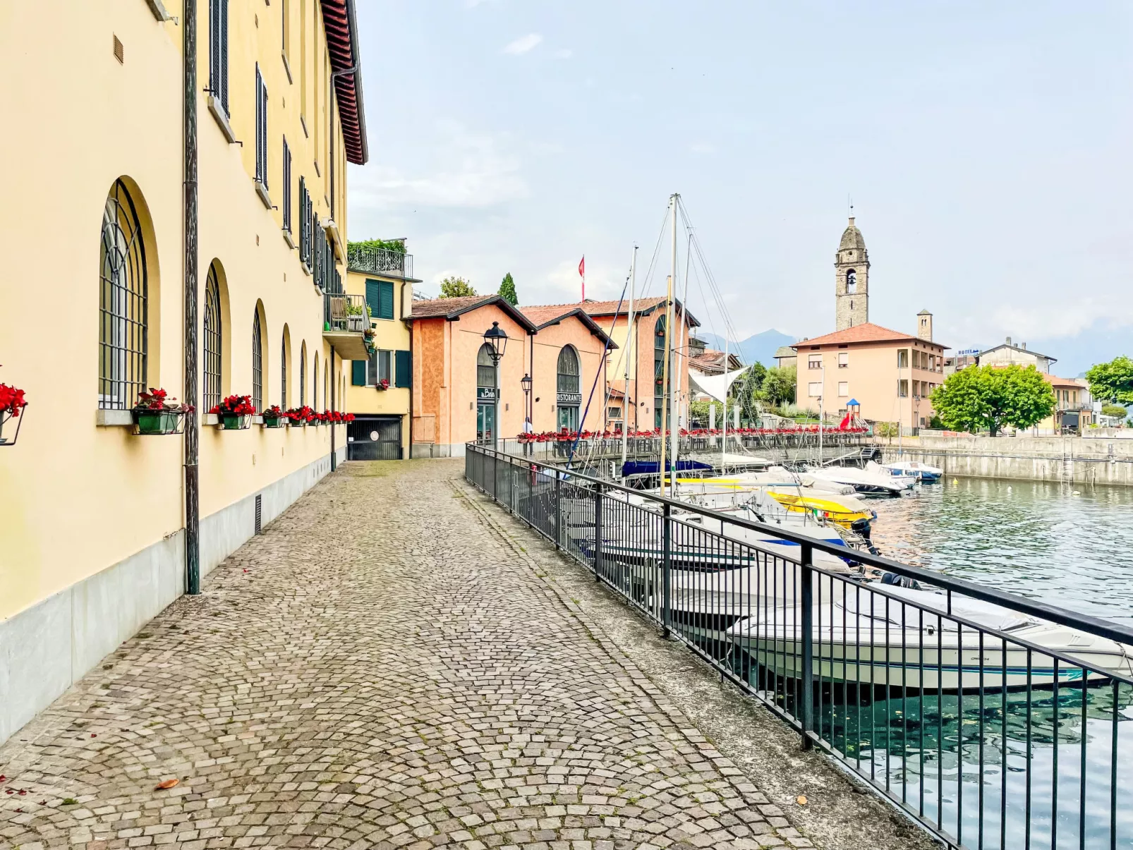 Lago e Sole-Outside