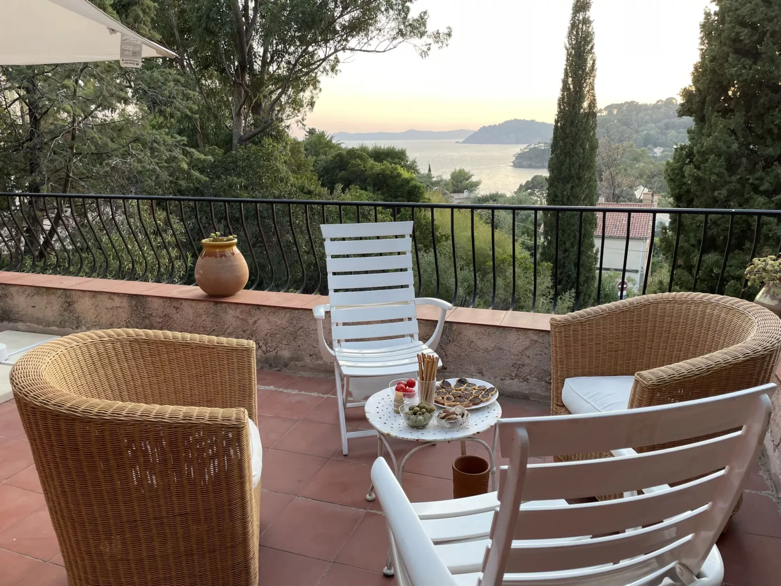 Villa G-Outside