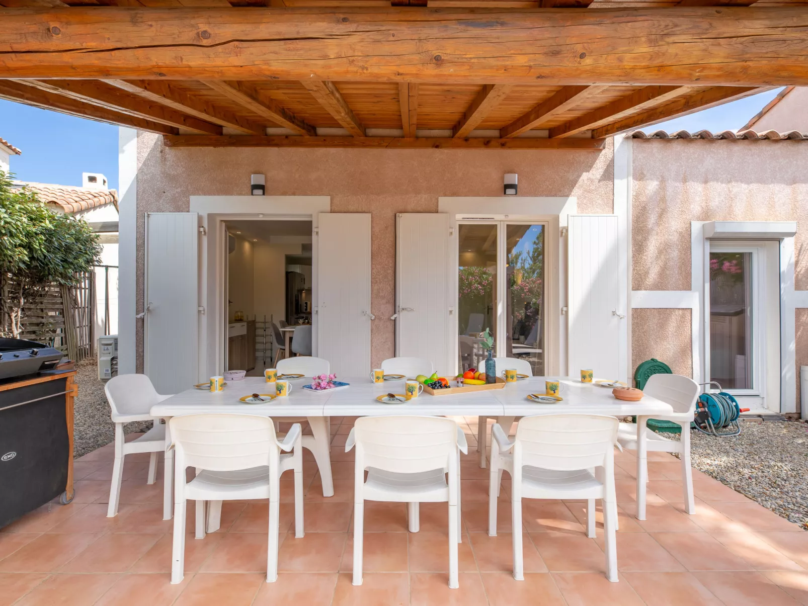 Le Green Village-Dehors