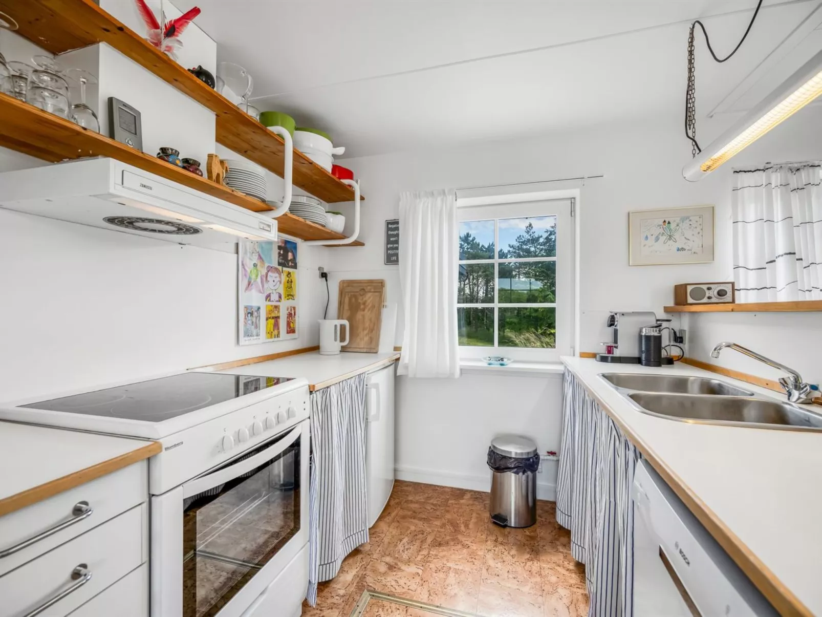 "Arntraud" - 500m from the sea-Inside