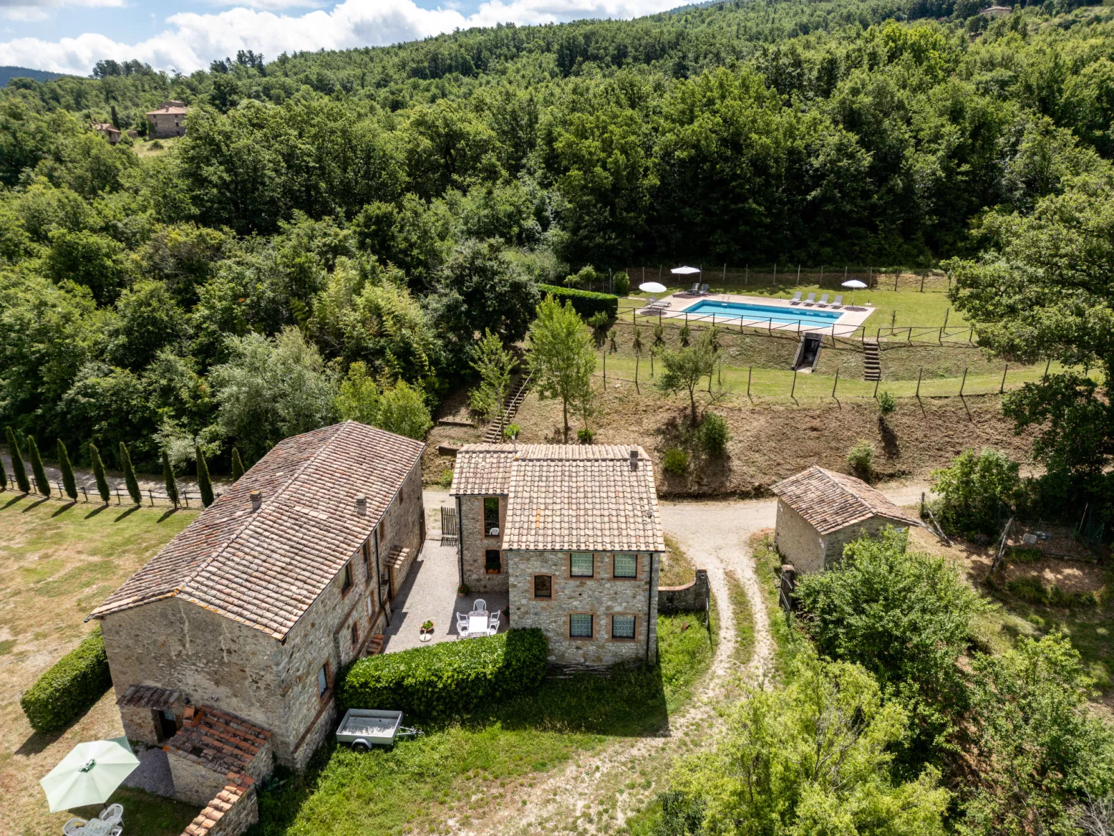 La Casa Antica-Outside