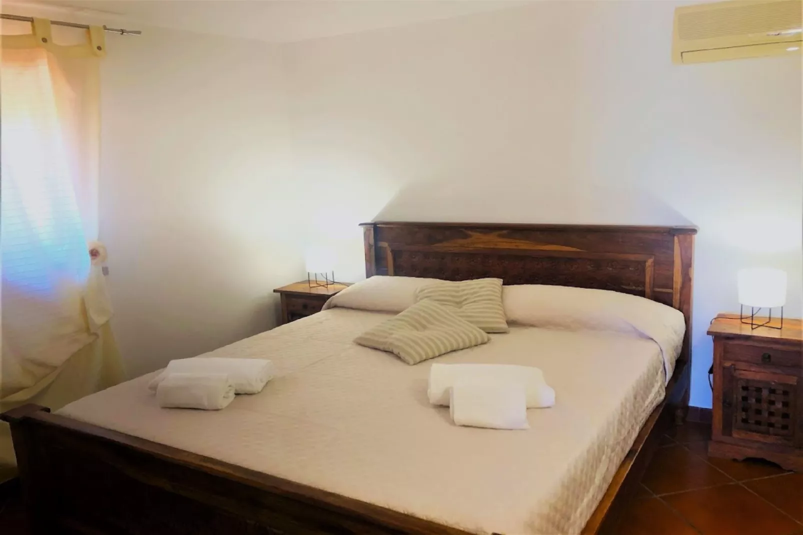 Patrizia Edera-Bedroom