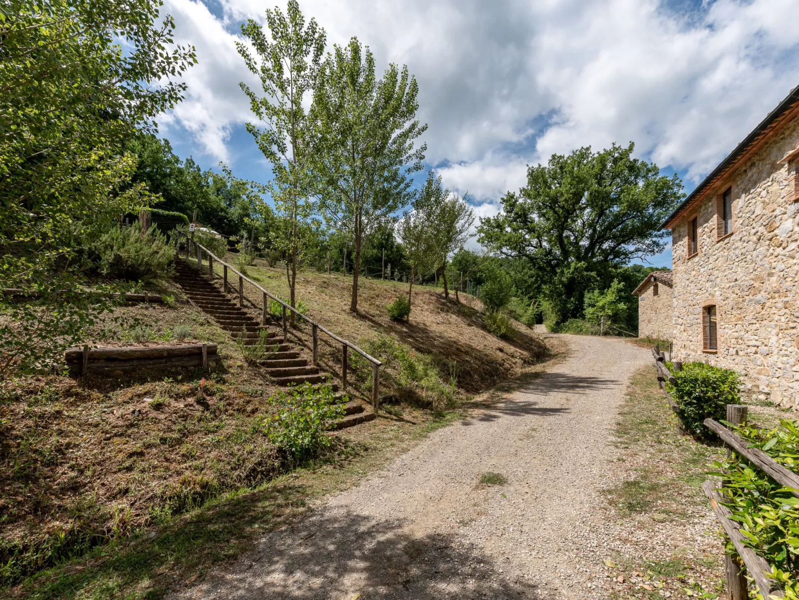 La Casa Antica-Outside