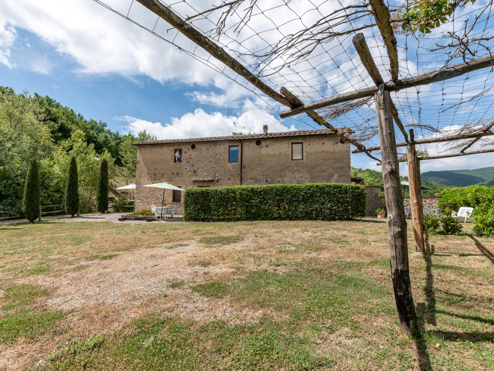 La Casa Antica-Outside