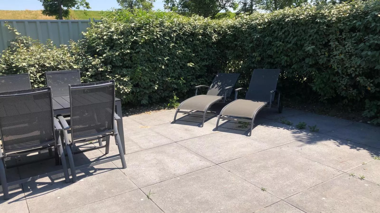 Studio Beau Sur Mer-Gardens summer