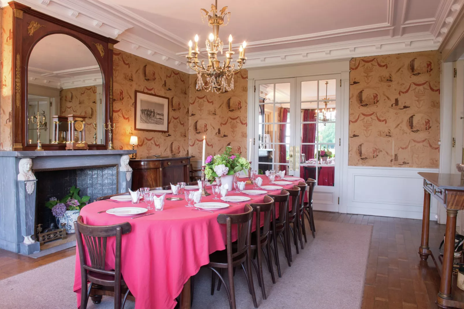 Chateau de Jevoumont-Dining room