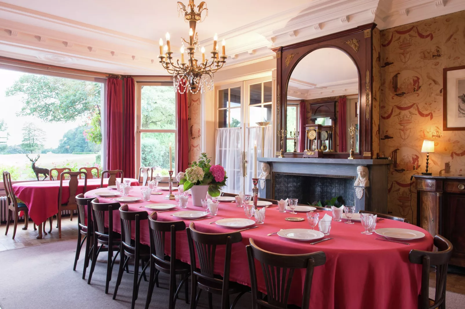Chateau de Jevoumont-Dining room