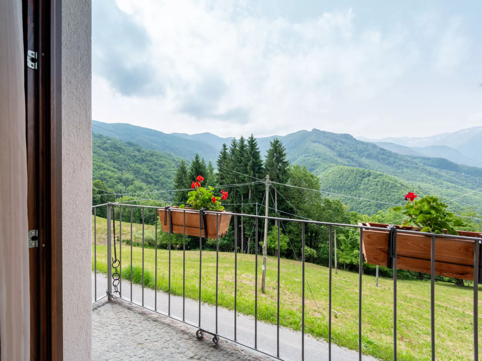 Chalets Mongioie-Outside