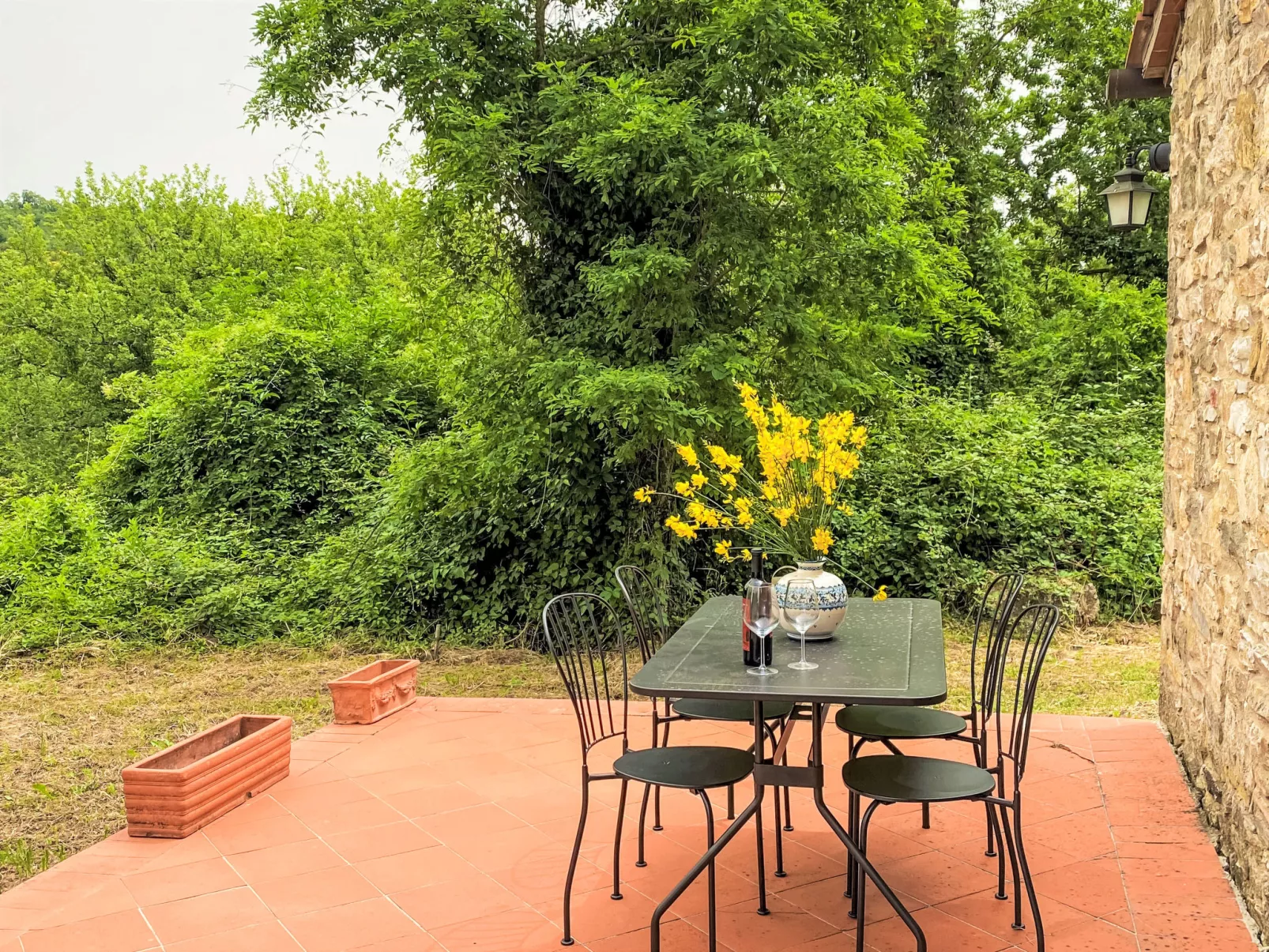 Cerretino Tettoia-Outside