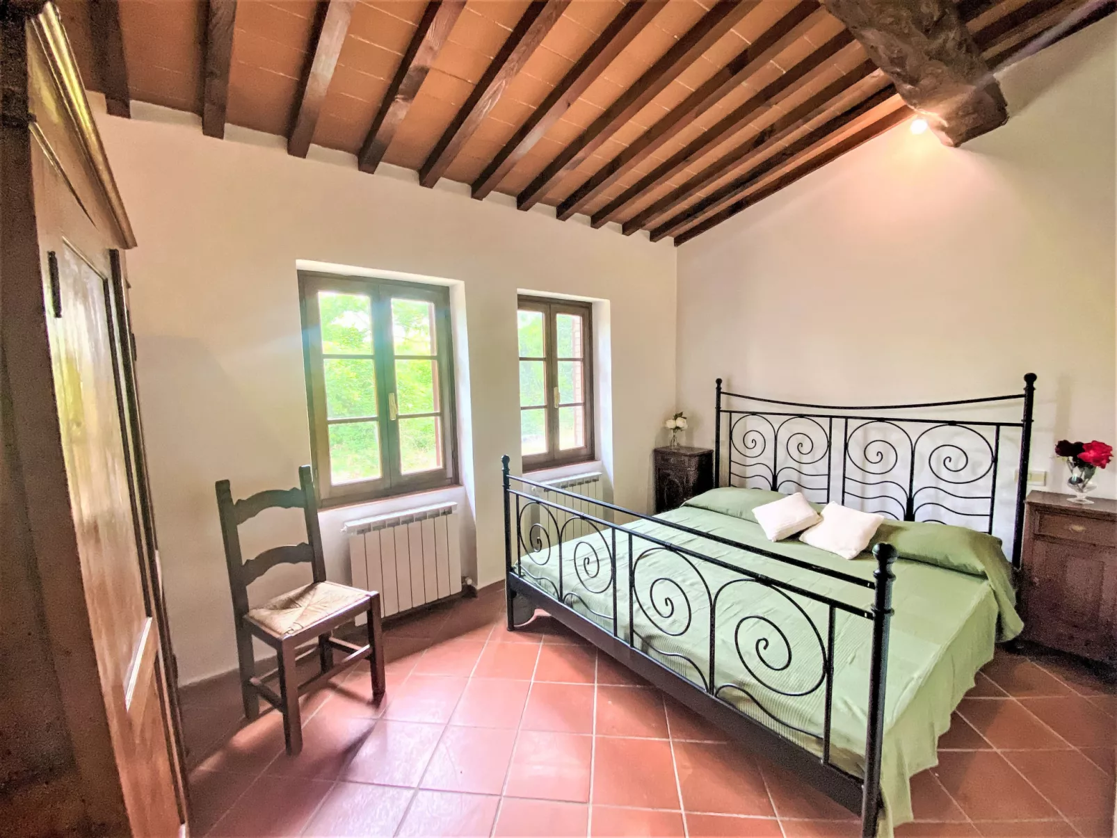 Cerretino Tettoia-Inside