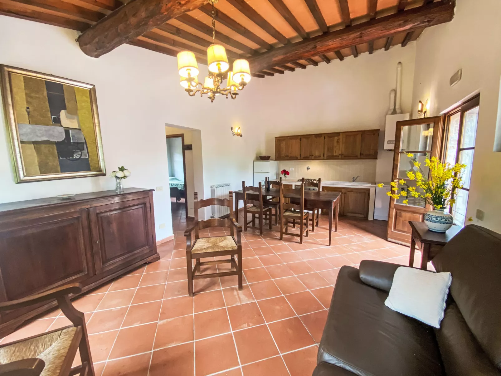 Cerretino Tettoia-Inside