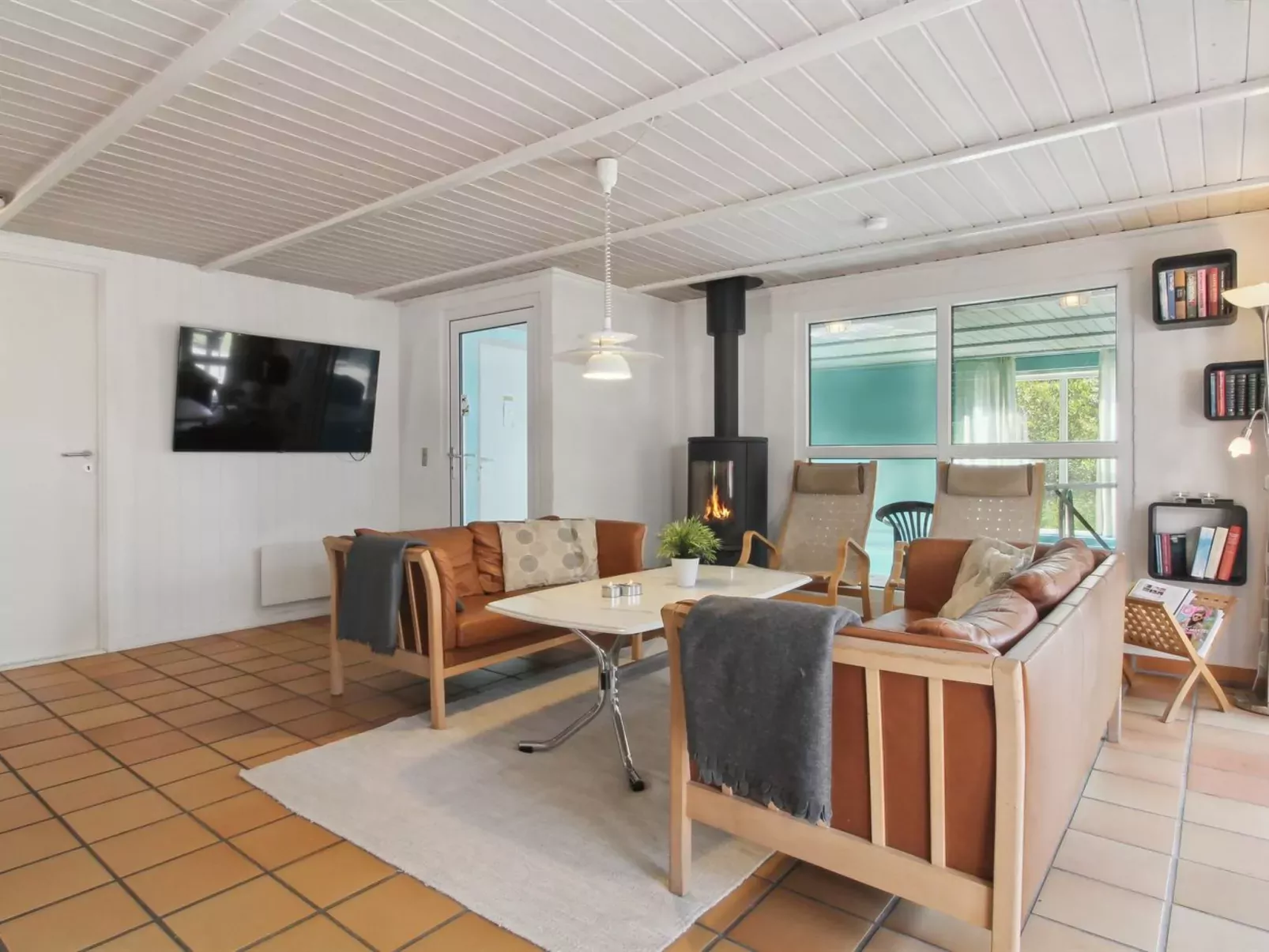 "Livni" - 3.8km from the sea-Inside