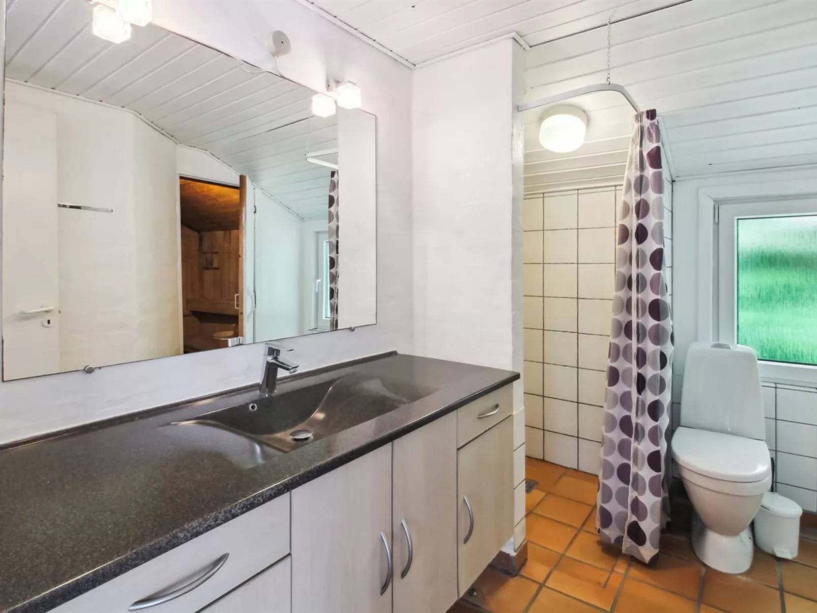 "Livni" - 3.8km from the sea-Inside