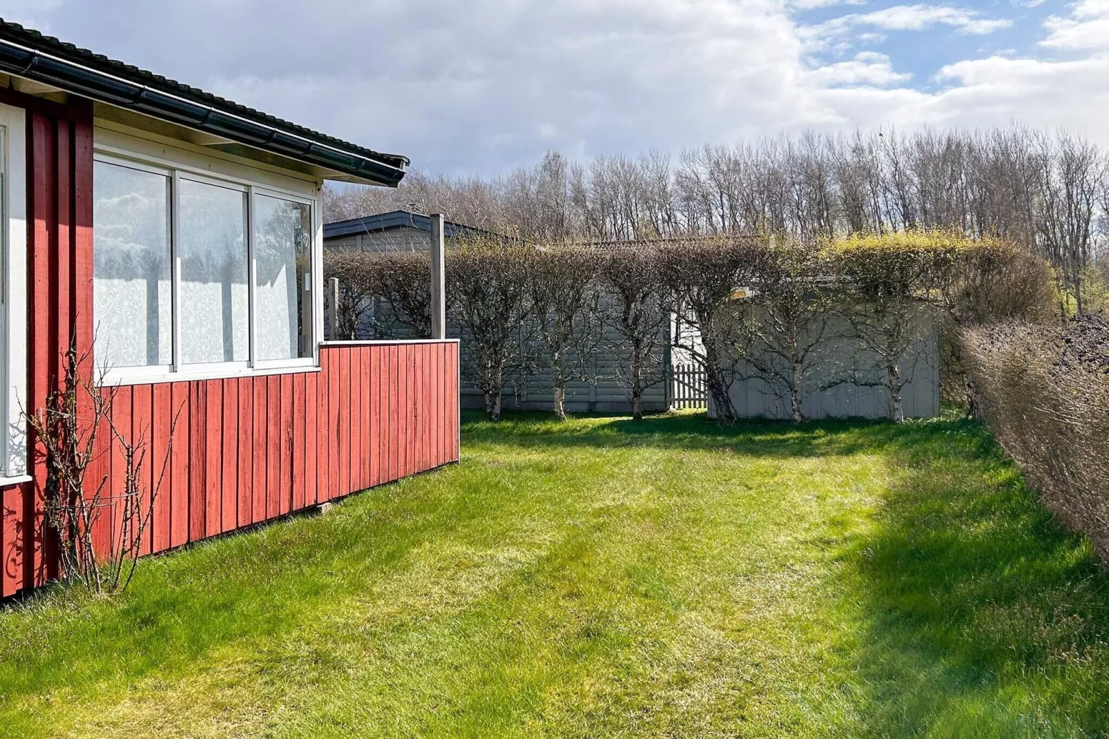 Schönes Ferienhaus in der Nähe des Meeres-By Traum-Außenbereich