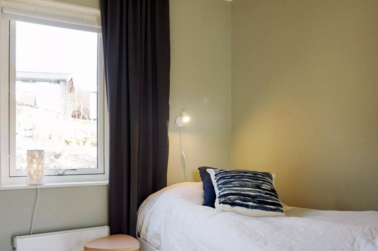 5 Sterne Ferienhaus in BRASTAD-Innen