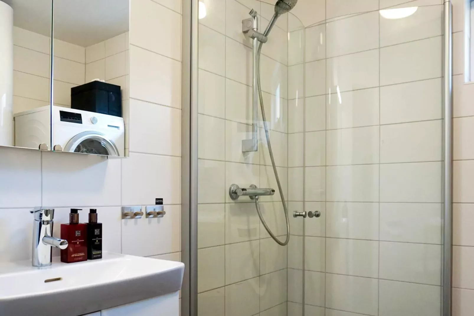 5 Sterne Ferienhaus in BRASTAD-Innen