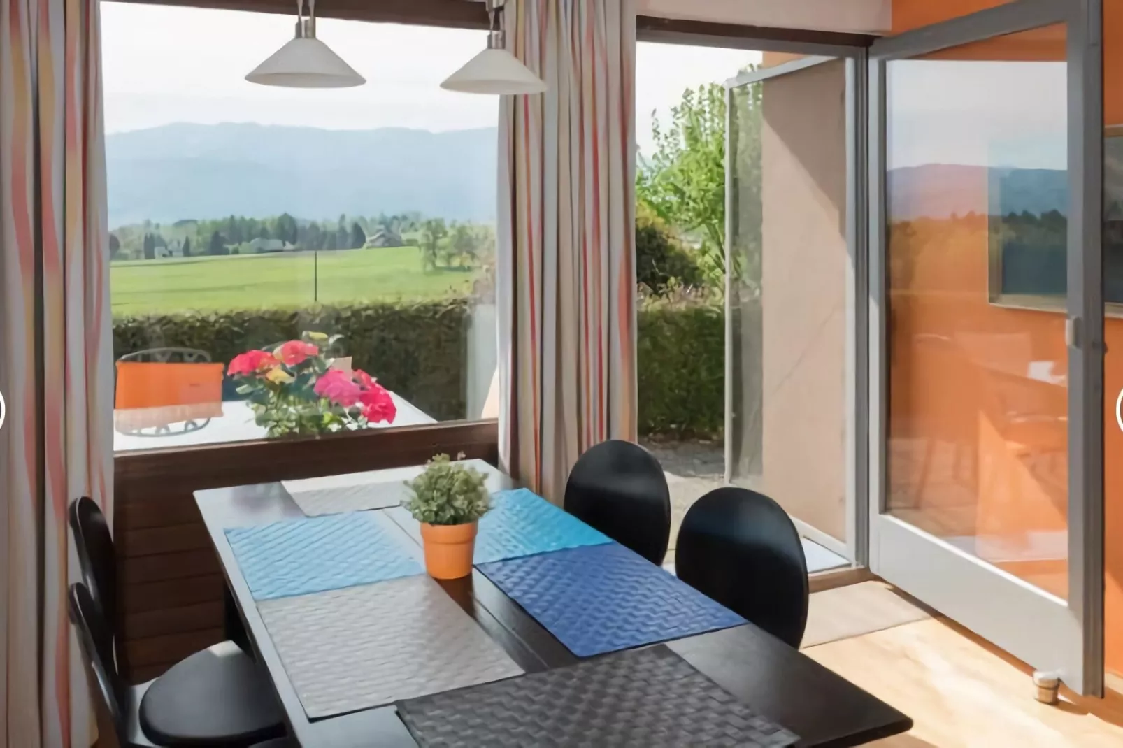 Ferienhaus "Am Malerhügel"-Dining room