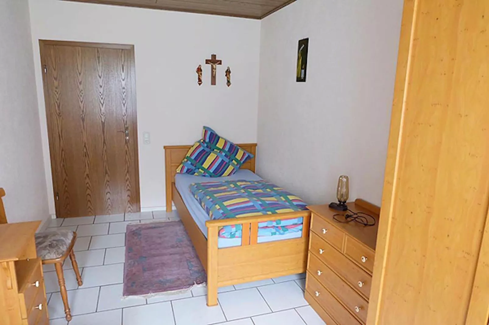 Ferienwohnung Oberstadtfeld Engeln-Bedroom