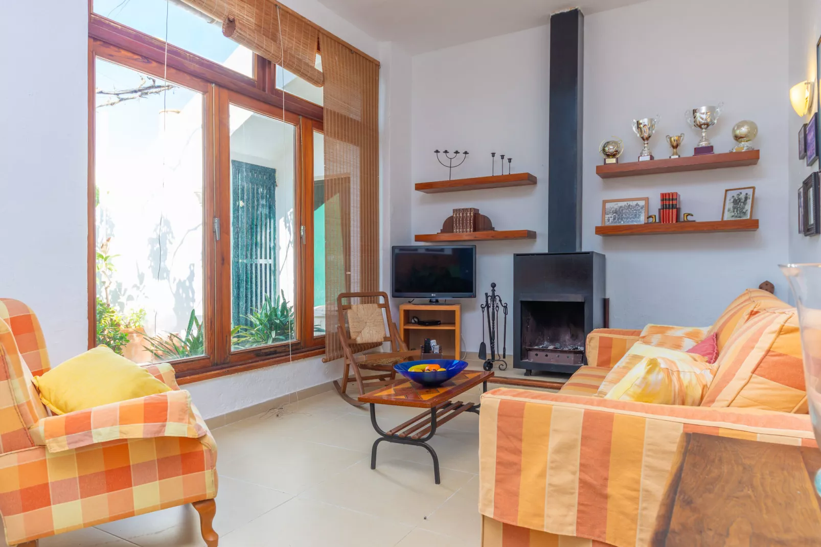Can Mir-Living room