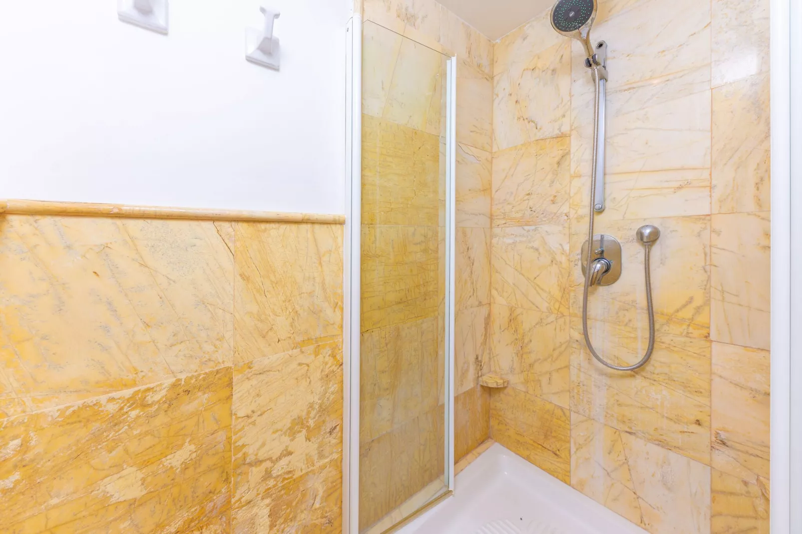 Can Mir-Bathroom