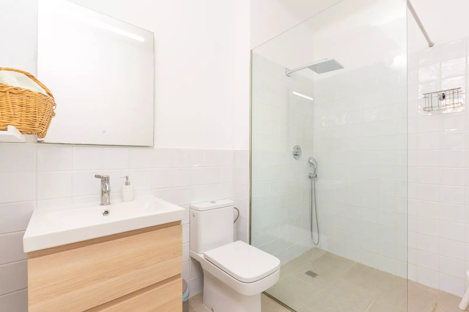 Can Mir-Bathroom