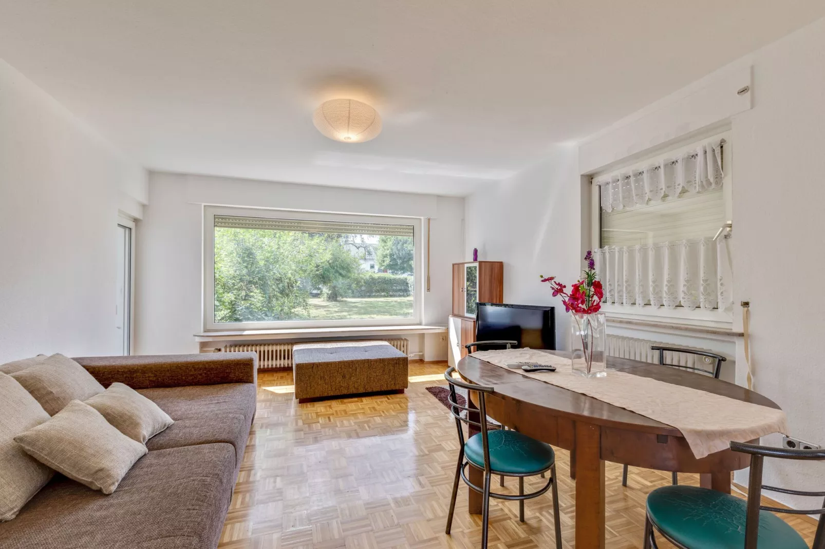 Ferienwohnung Fuldabrück-Living room