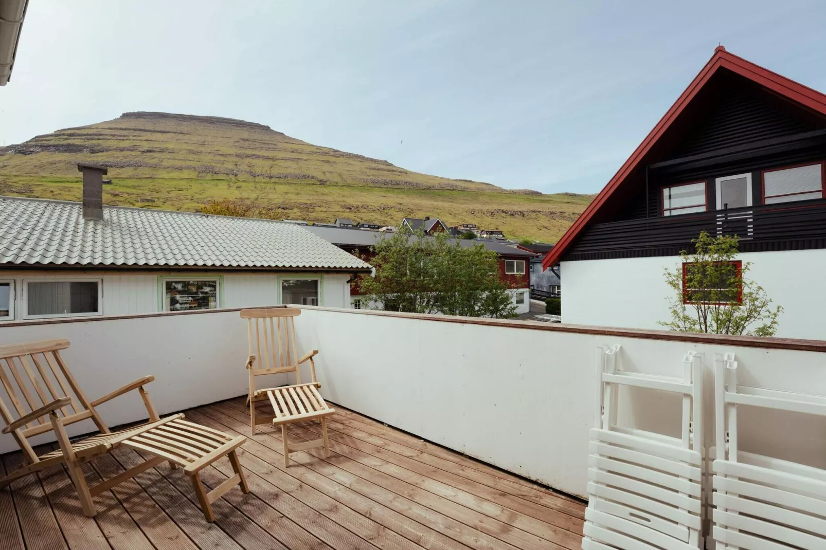 Charming Klaksvík Home - By Traum Ferienwohnungen-Outdoor