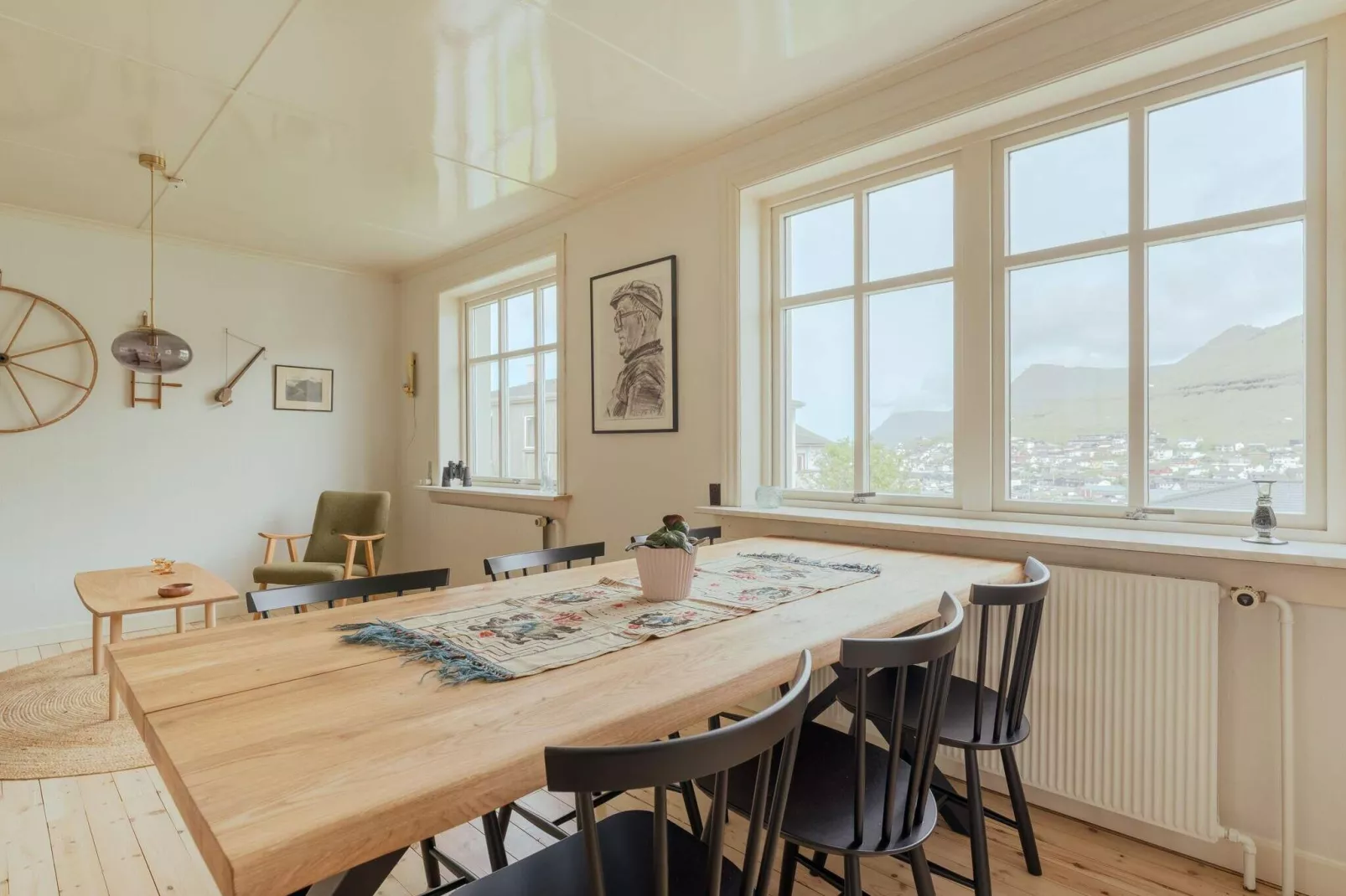 Charming Klaksvík Home - By Traum Ferienwohnungen-Indoor