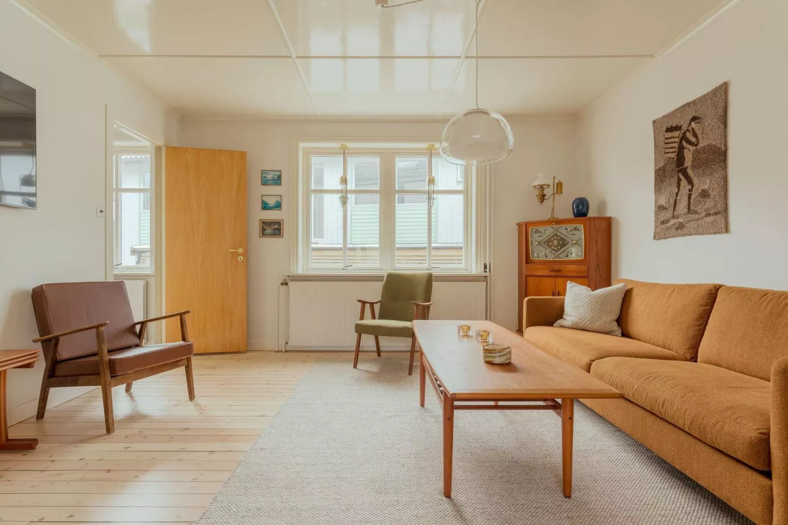 Charming Klaksvík Home - By Traum Ferienwohnungen-Indoor