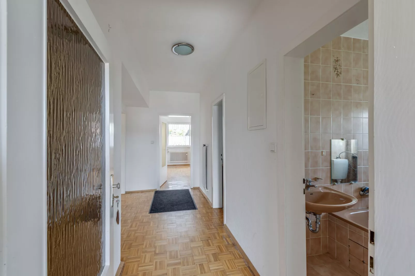 Ferienwohnung Fuldabrück-Bathroom