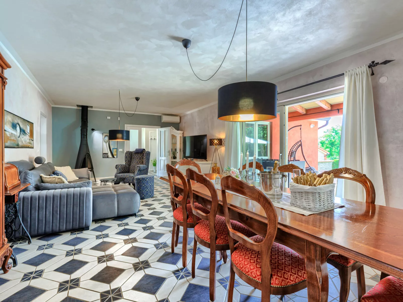 Villa Wruss-Dedans