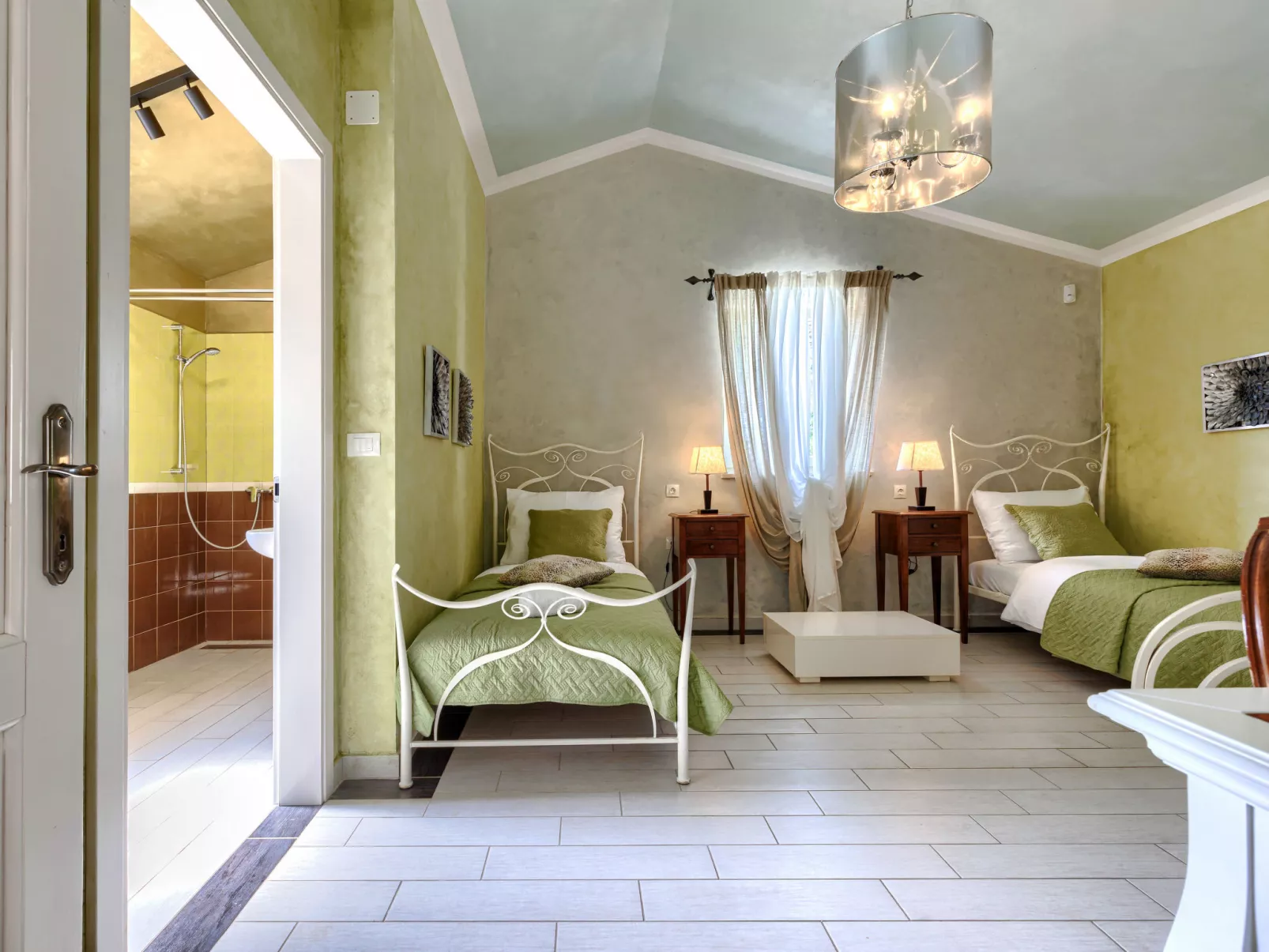 Villa Wruss-Dedans