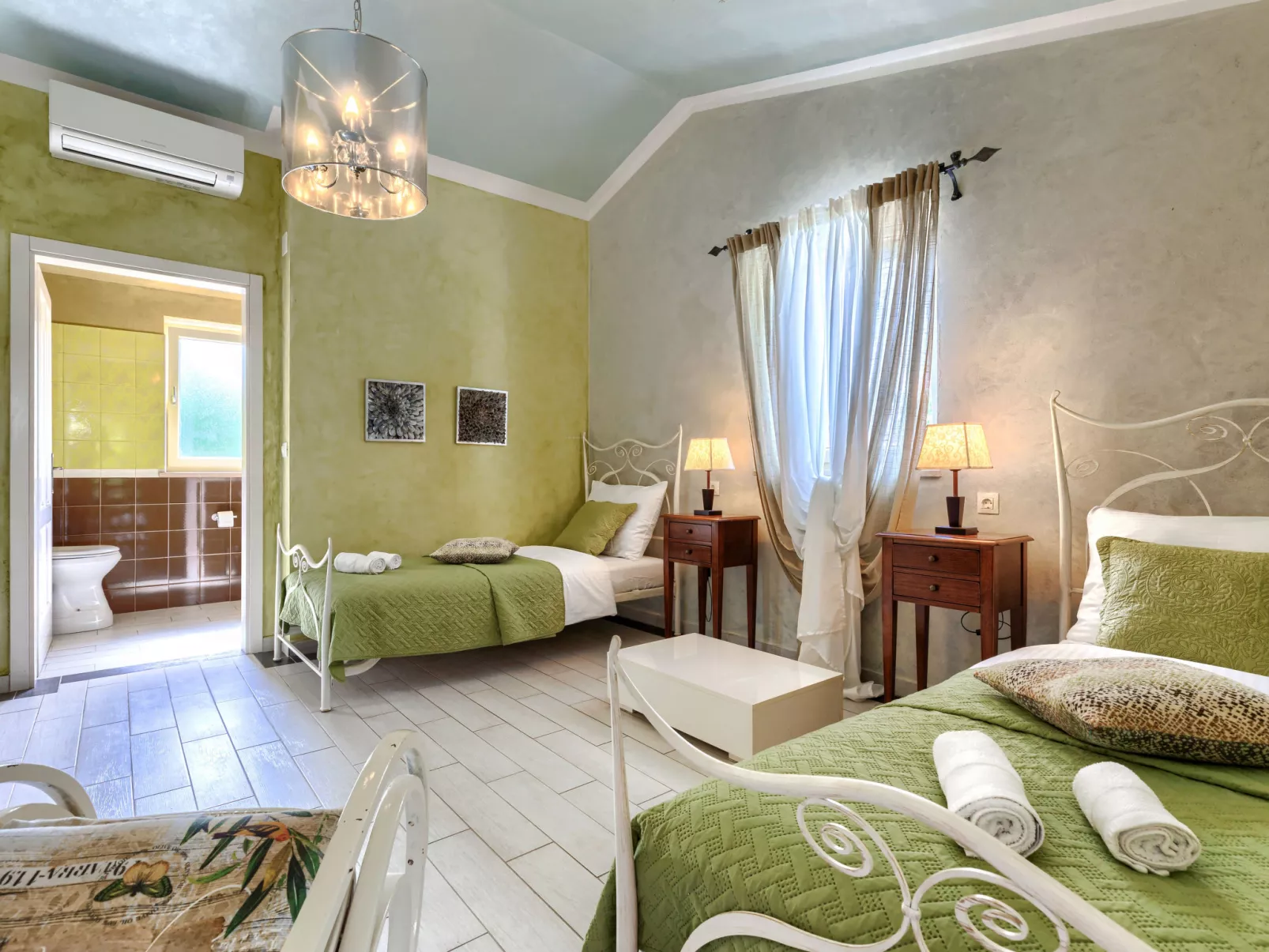 Villa Wruss-Dedans
