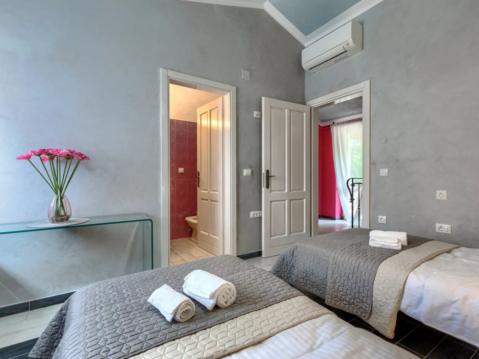 Villa Wruss-Dedans
