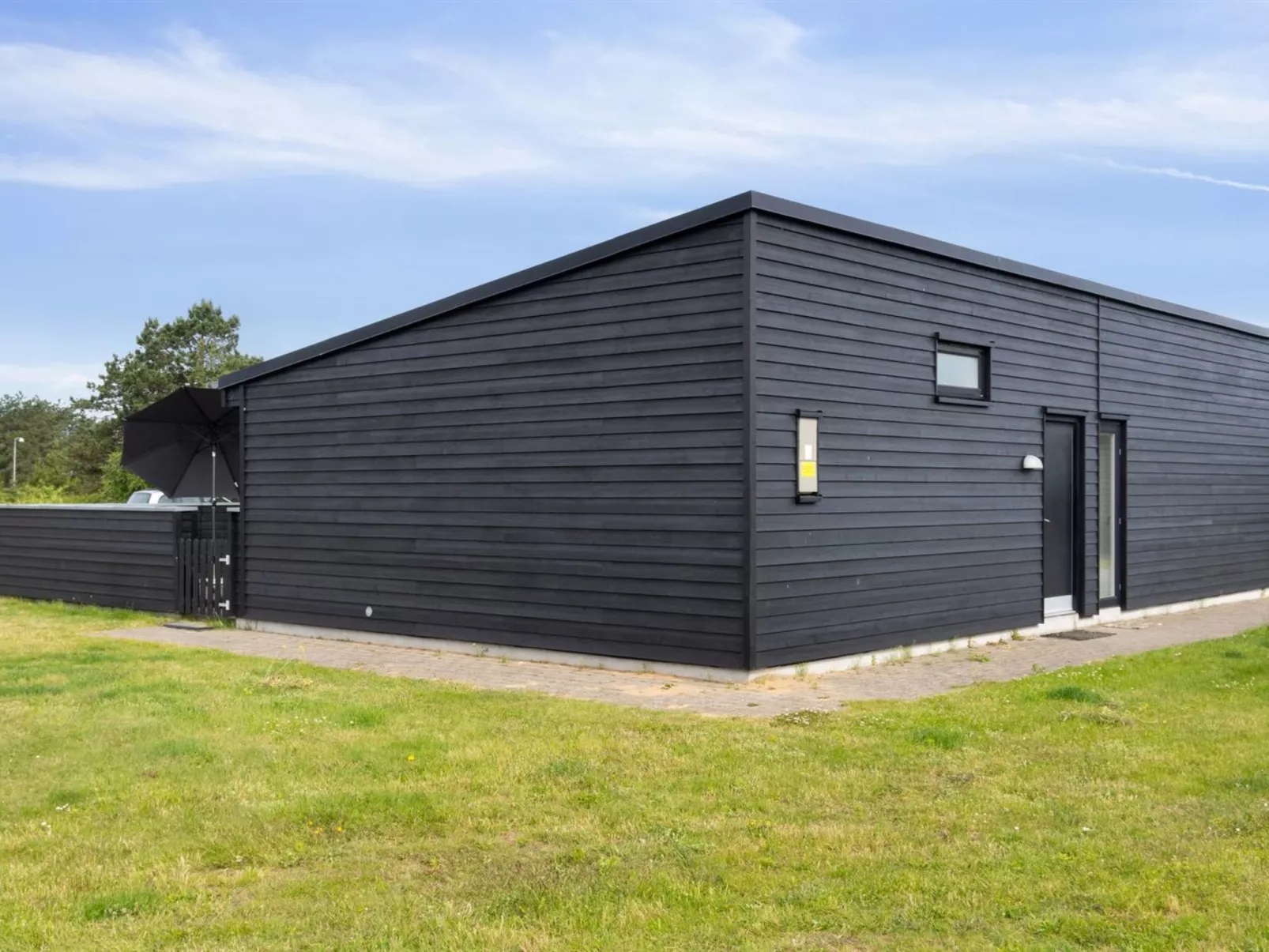 "Ingebrit" - 1.4km from the sea-Outside