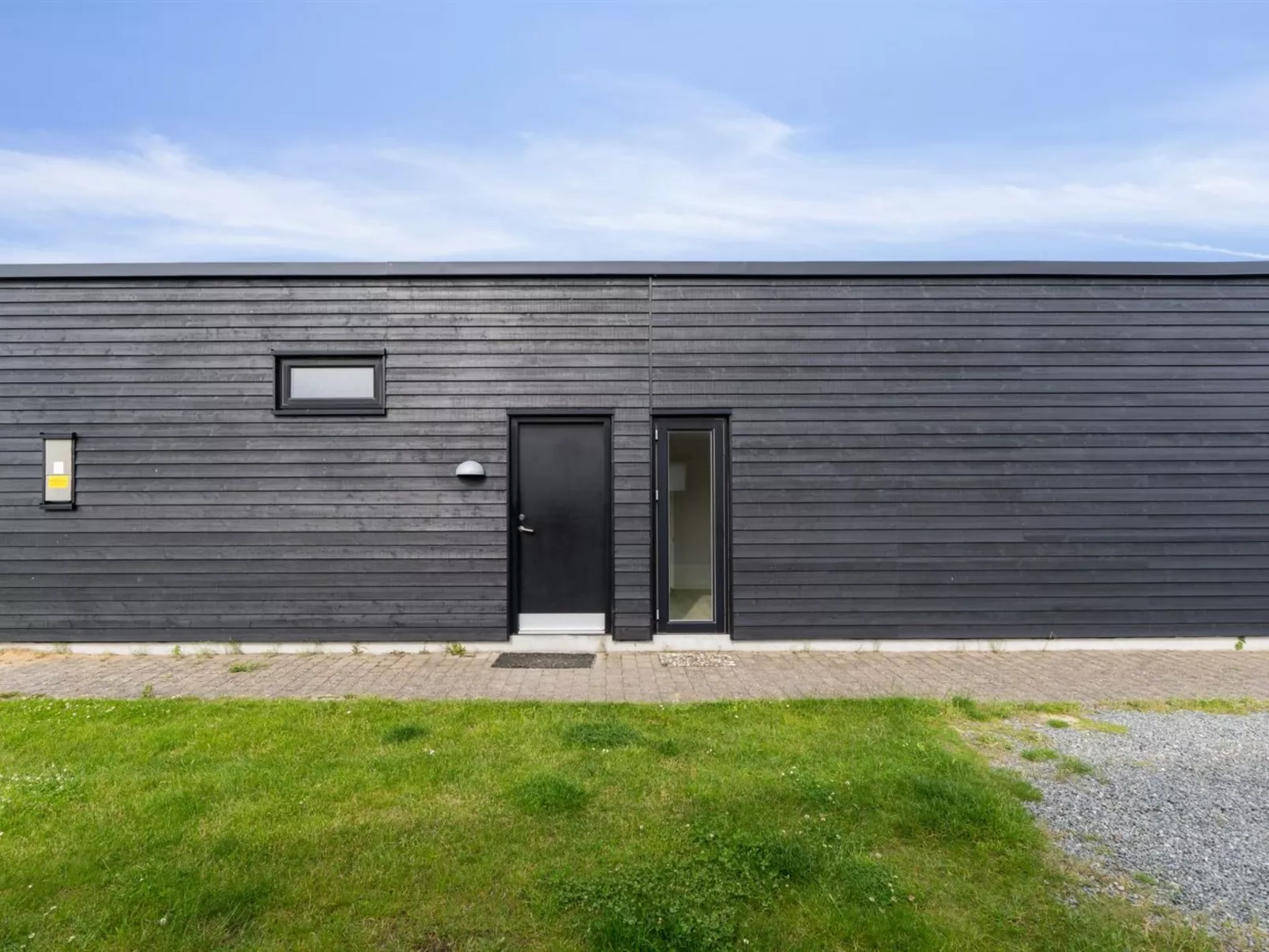"Ingebrit" - 1.4km from the sea-Outside