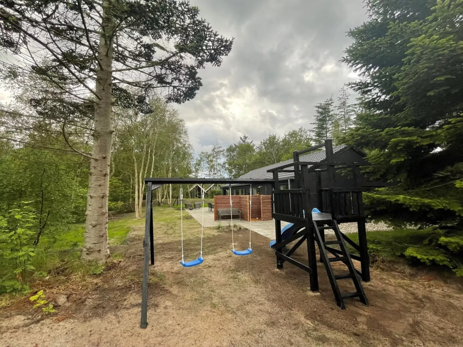 "Laina" - 250m from the sea-Draußen