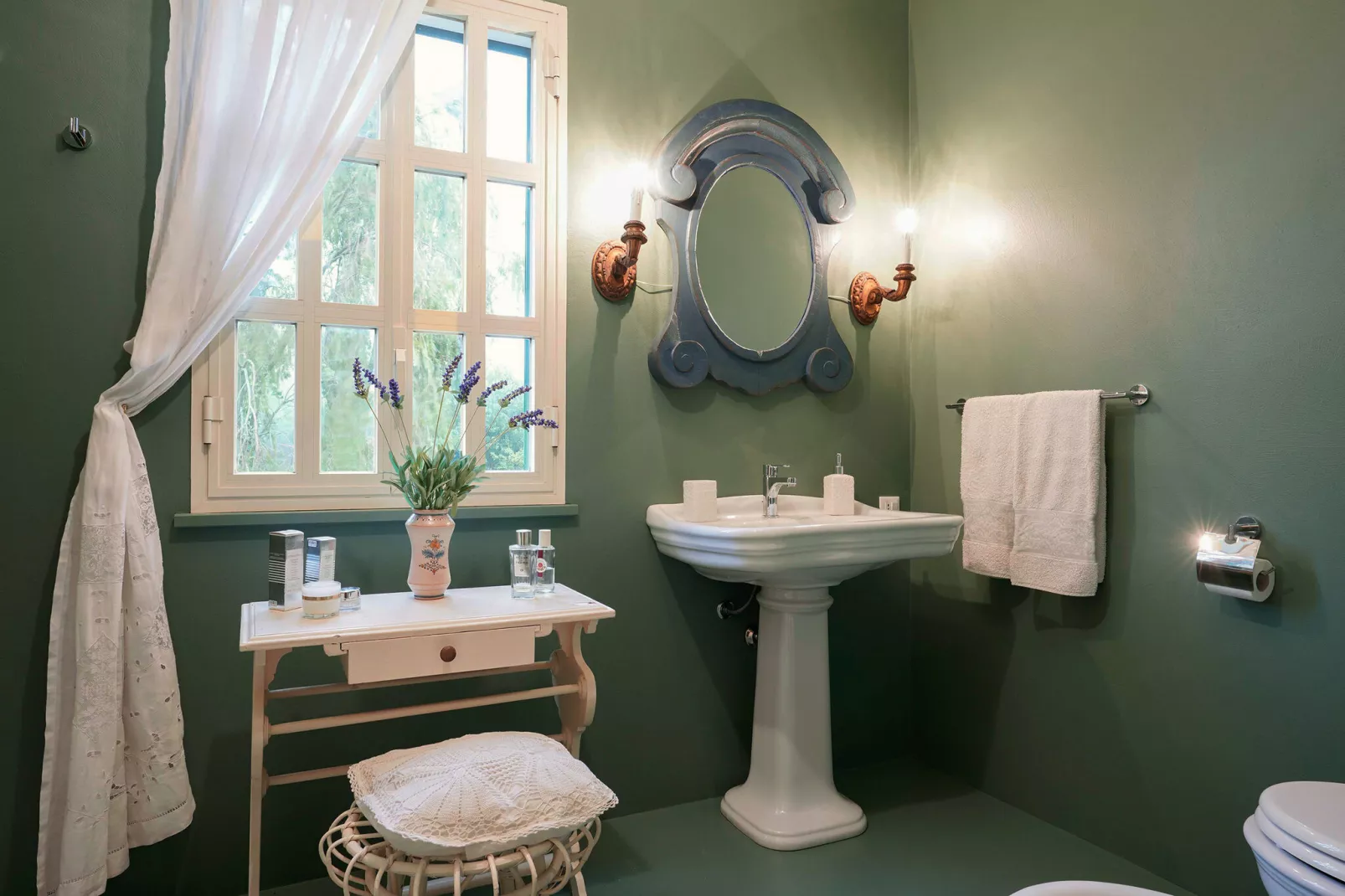 San Ciro Dieci-Bathroom
