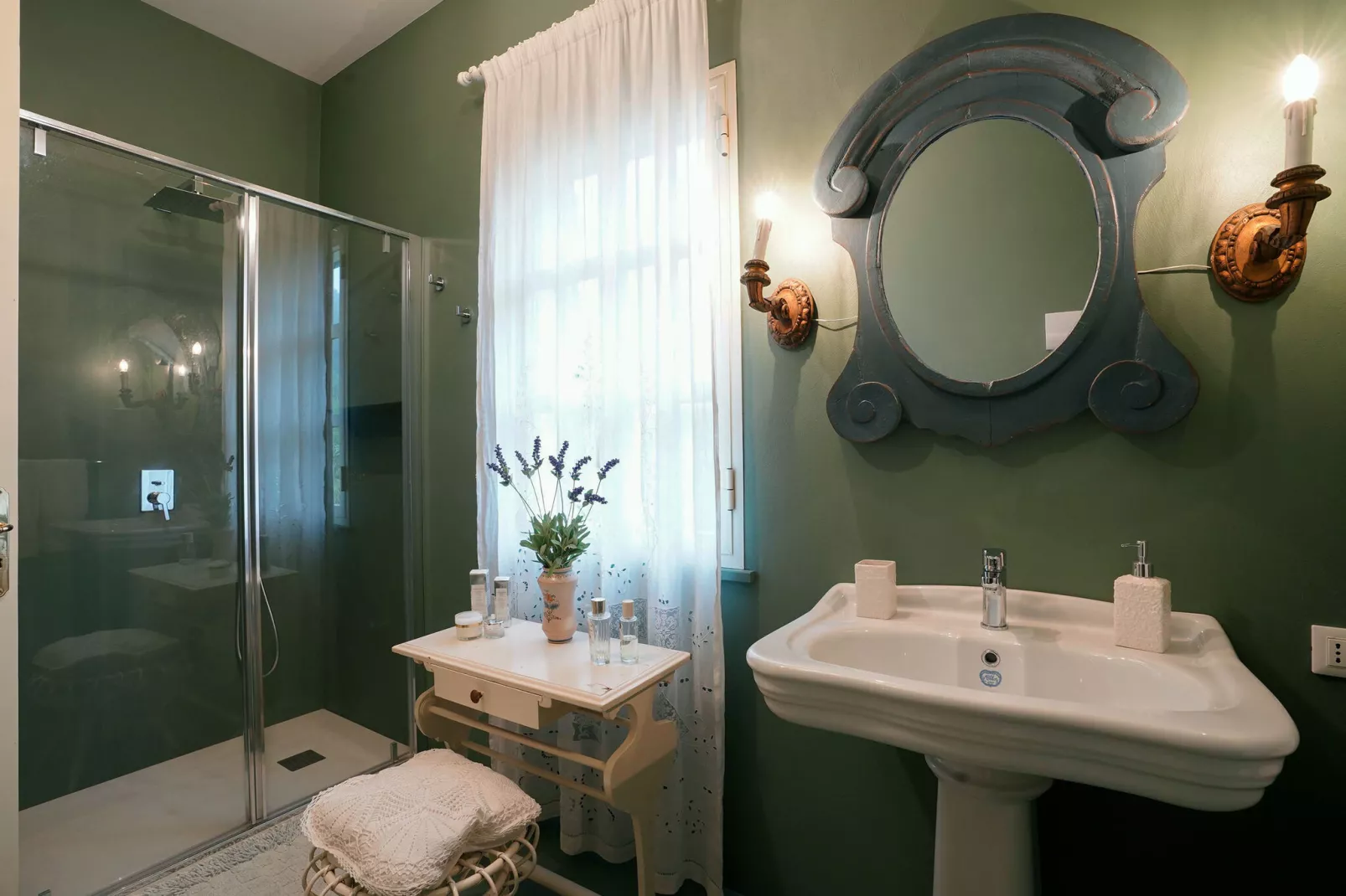 San Ciro Dieci-Bathroom
