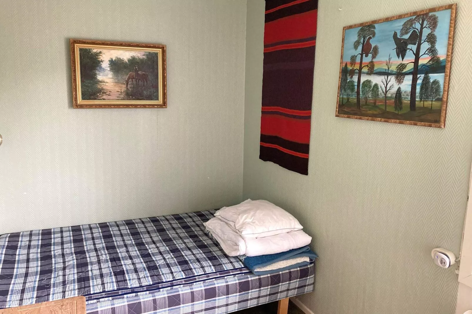 4 person holiday home in BURTRÄSK-Indoor