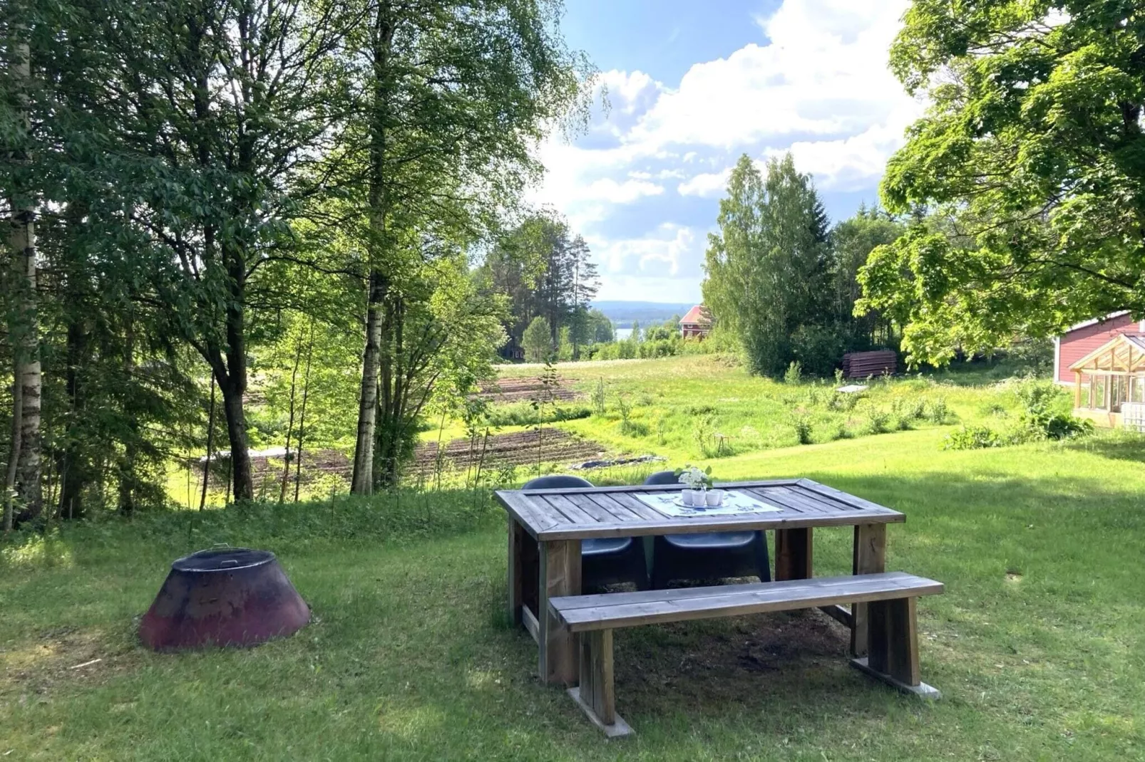 6 person holiday home in FURUDAL