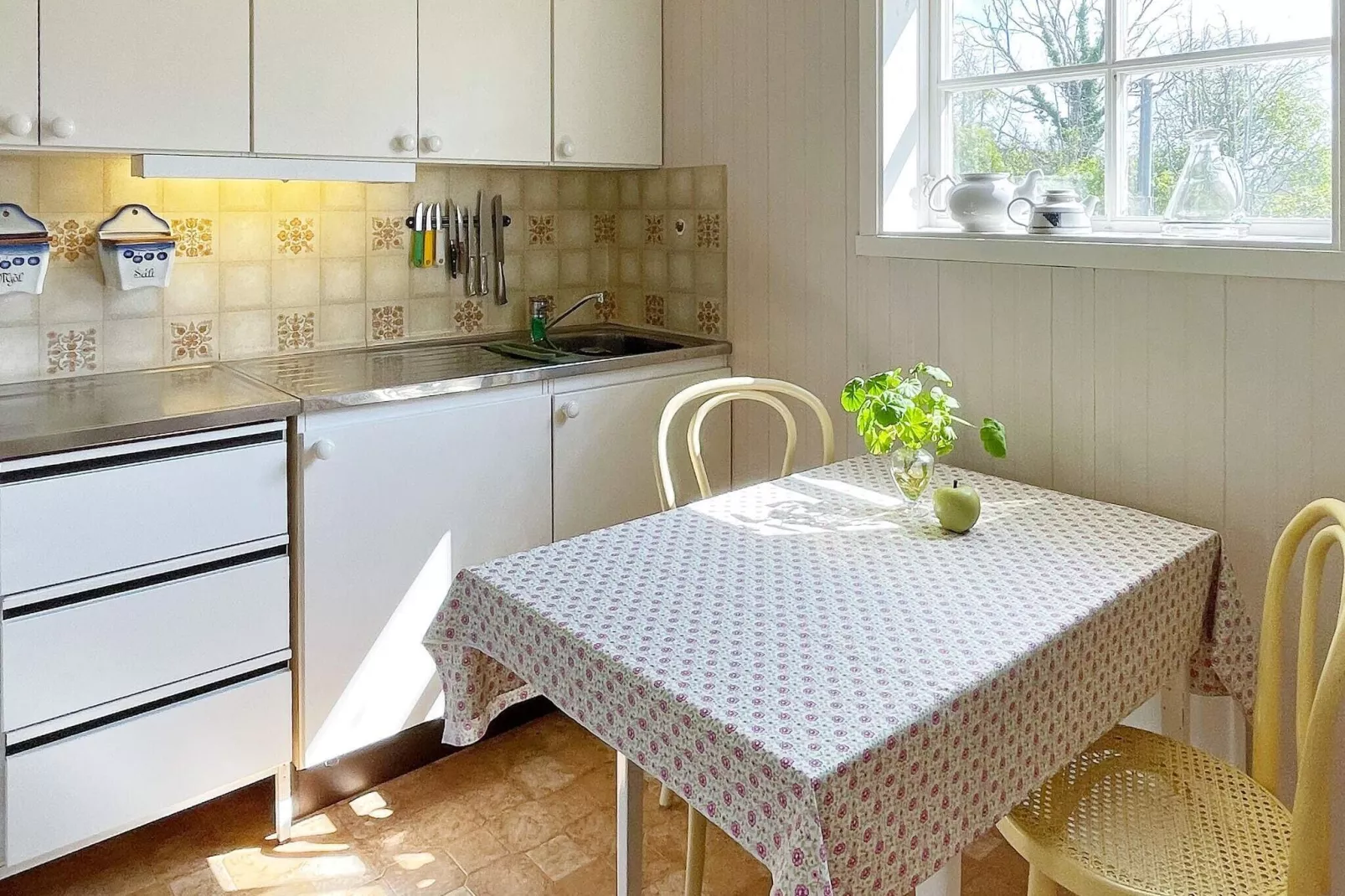 3 person holiday home in LÖTTORP