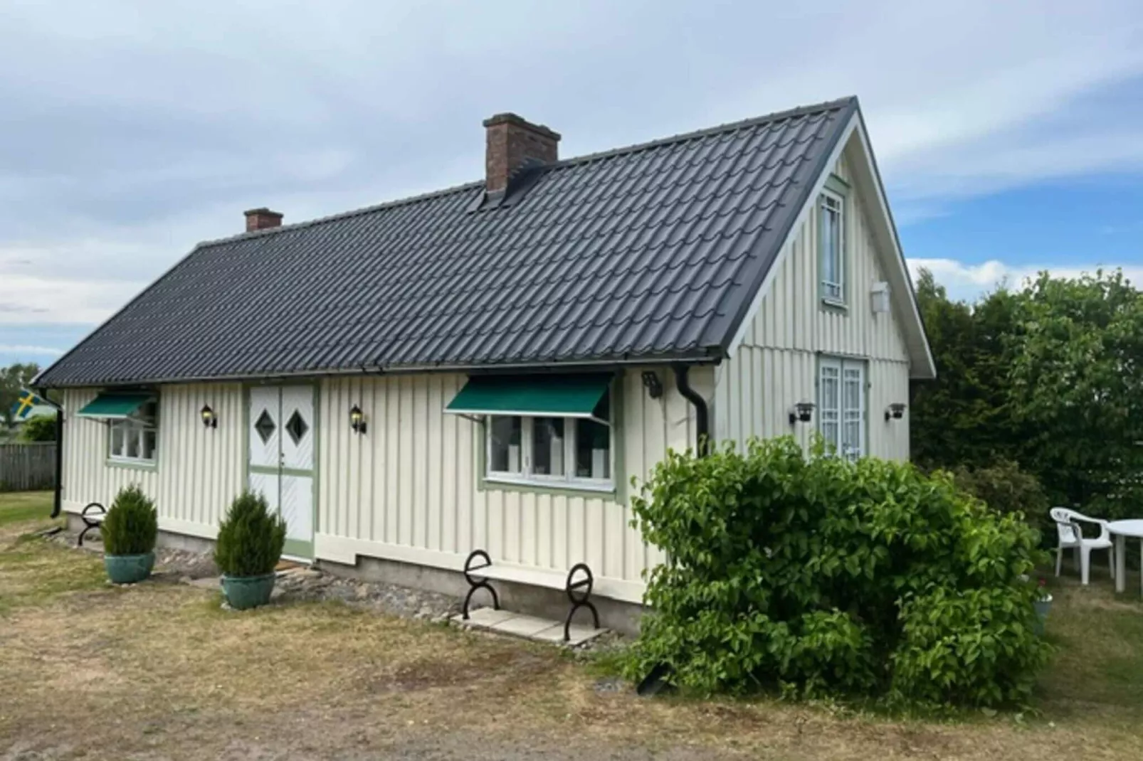 6 person holiday home in MELLBYSTRAND
