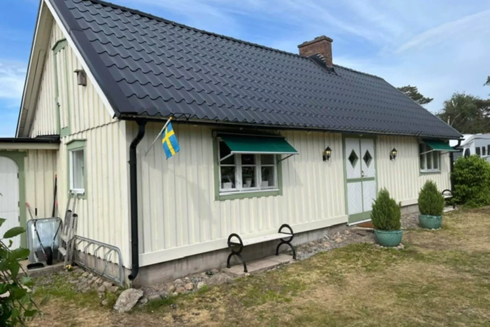 6 person holiday home in MELLBYSTRAND